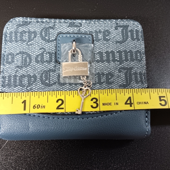 Juicy Couture Wallet (NEW) - Picture 3 of 8